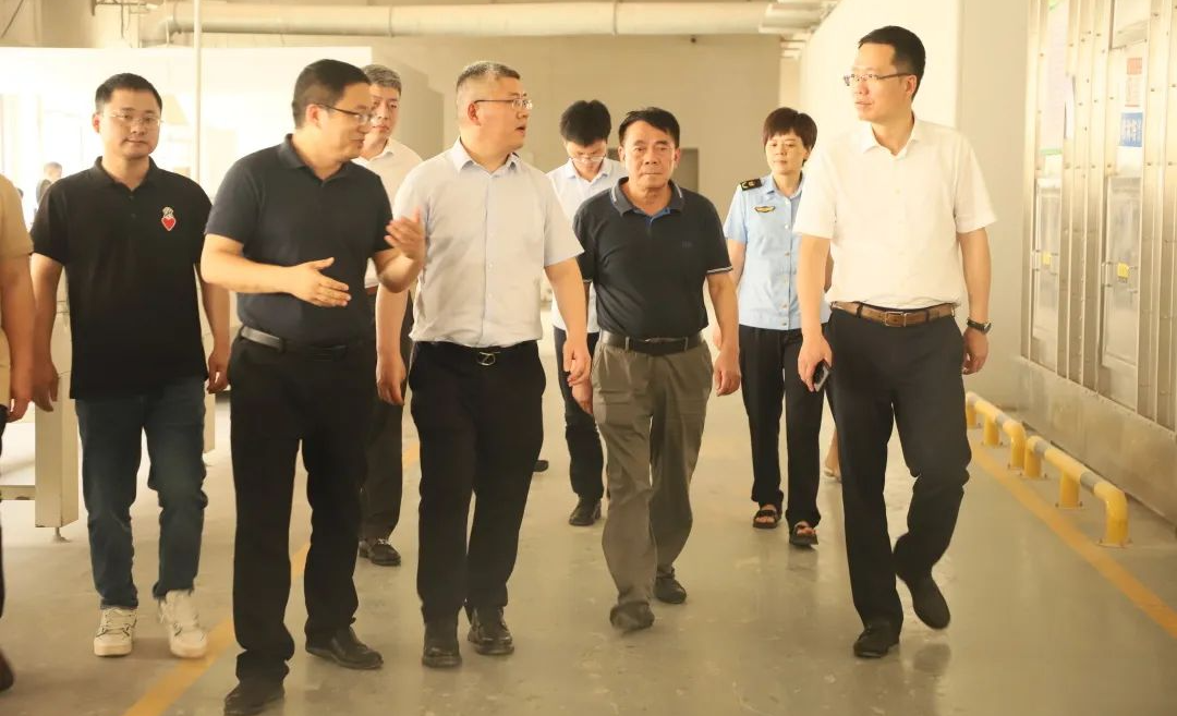 ��������̬��������ɽ�־ֵ�ί��ǡ��ֳ�Ī�ں�һ��ݰ����˾����ָ��